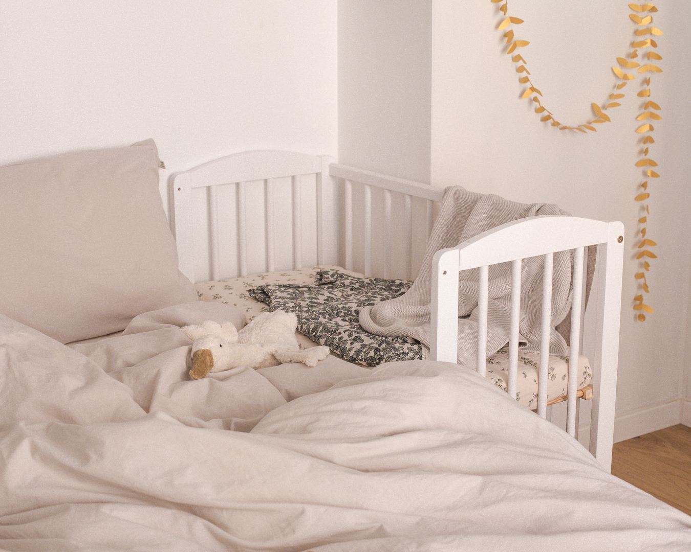 Je vous présente le petit lit cododo de notre bébé ♡ - Petit Champignon de  Paris